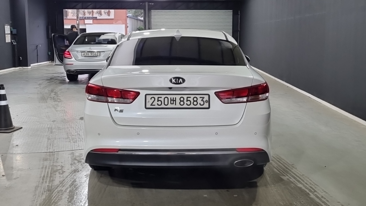 Kia K5 из Кореи Encar
