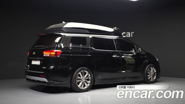Kia Carnival Gasoline 7-seater Hi-Limousine President — пробег 102 388 км — фото 2 из 5