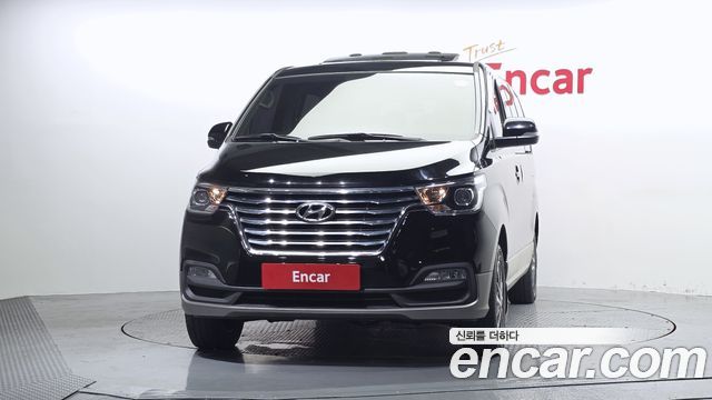 Hyundai Starex 4WD Urban 9-Seater Exclusive — пробег 92 770 км — фото 3 из 5