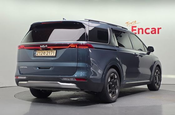 Kia Carnival 7-Seater Signature — пробег 75 071 км — фото 2 из 5
