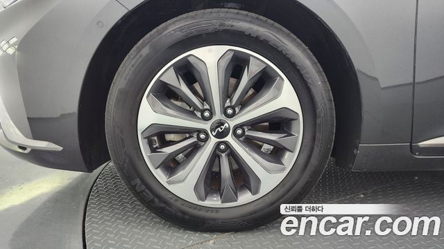 Kia K8 из Кореи Encar