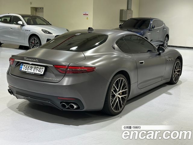 Maserati GranTurismo из Кореи Encar