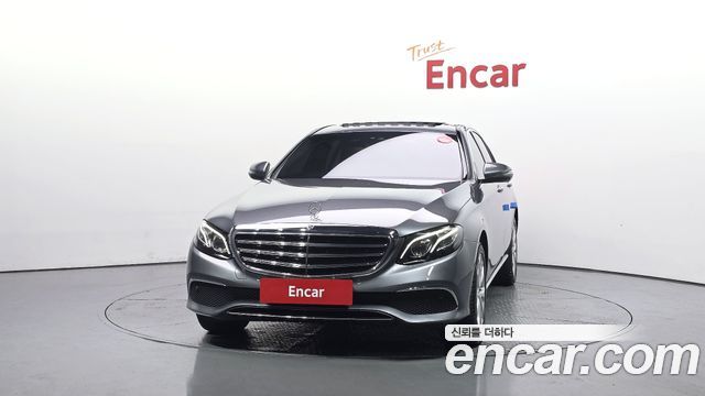 Mercedes-Benz E-Class из Кореи Encar