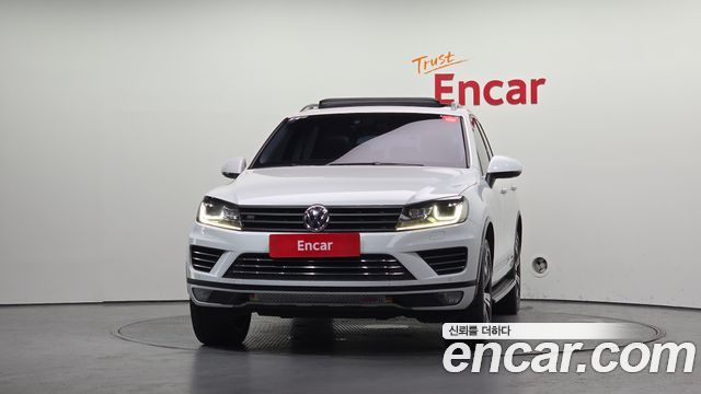 Volkswagen Touareg V6 3.0 TDI Bluemotion Premium 7P5 — пробег 135 704 км — фото 3 из 5