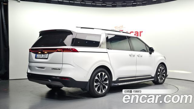 Kia Carnival 7-Seater Signature — пробег 64 097 км — фото 2 из 5