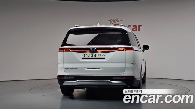 Kia Carnival из Кореи Encar