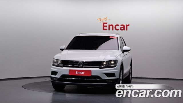 Volkswagen Tiguan 2.0 TDI Premium — пробег 57 947 км — фото 3 из 5