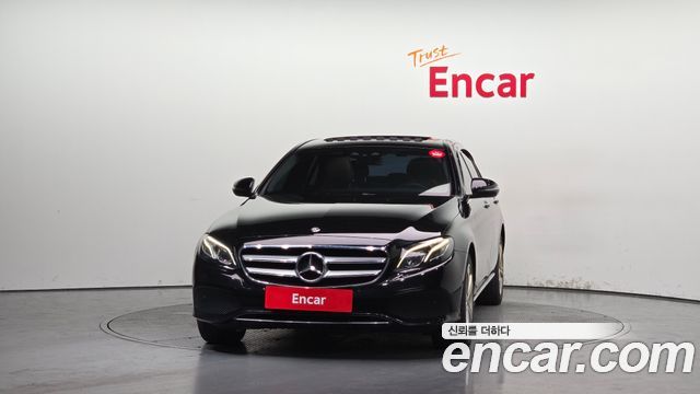 Mercedes-Benz E-Class из Кореи Encar