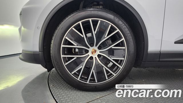 Porsche Macan из Кореи Encar