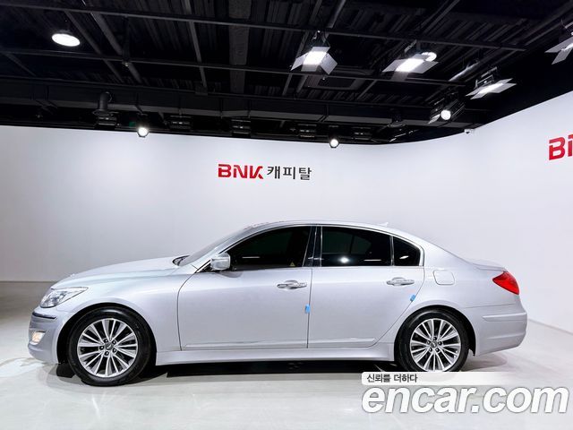 Hyundai Genesis из Кореи Encar
