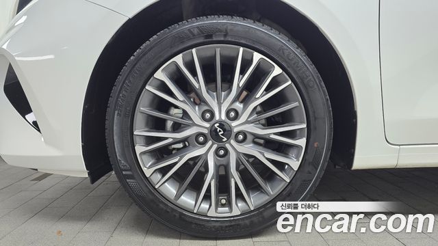 Kia K3 из Кореи Encar