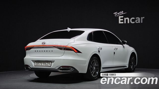 Hyundai Grandeur из Кореи Encar