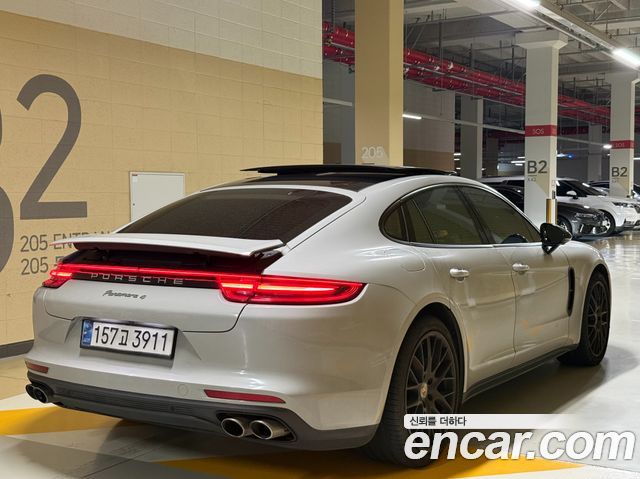 Porsche Panamera 3.0 AWD — пробег 119 050 км — фото 4 из 5