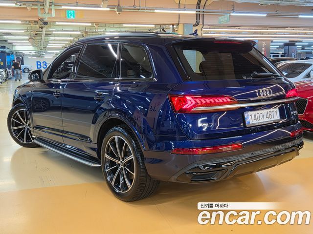 Audi Q7 55 TFSI Quattro Premium — пробег 65 000 км — фото 4 из 5