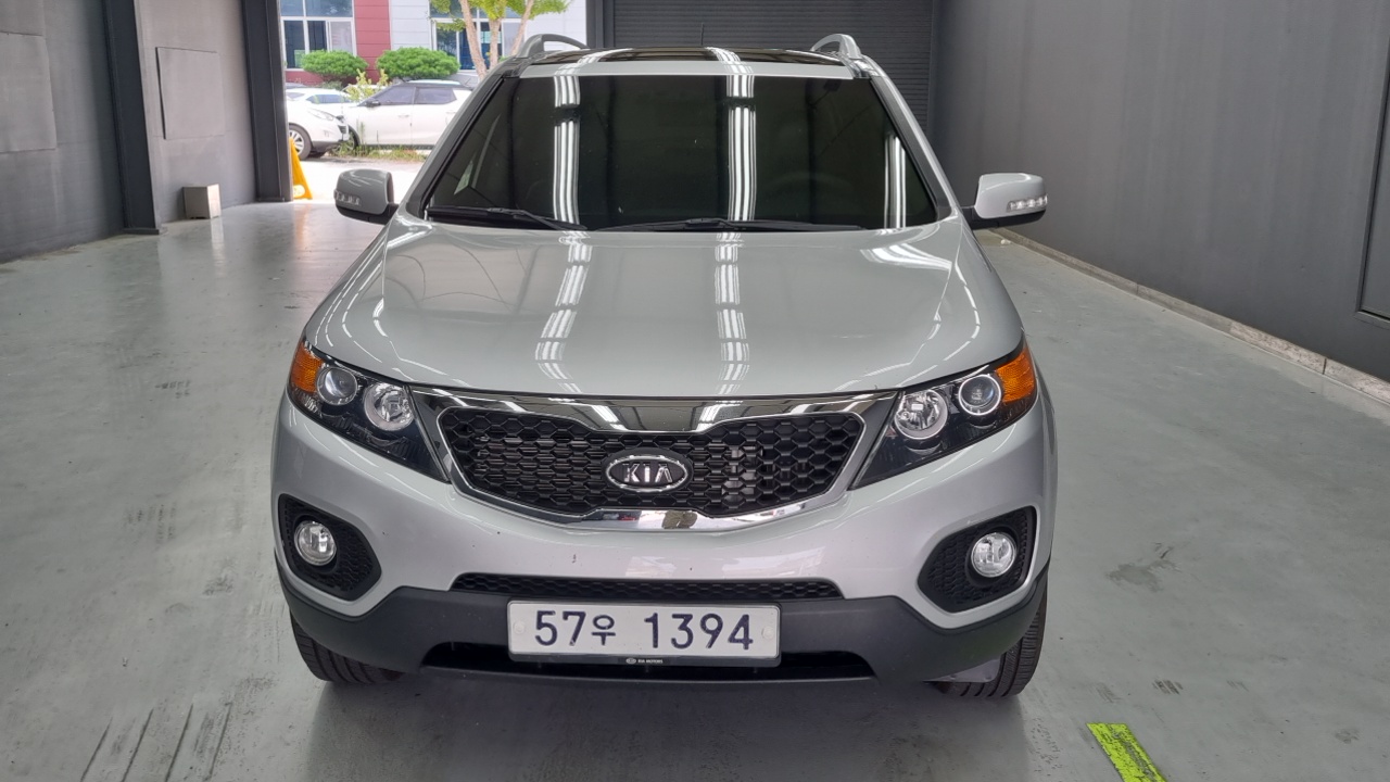Kia Sorento Diesel 2.0 2WD TLX High-Deluxe — пробег 204 000 км — фото 3 из 5