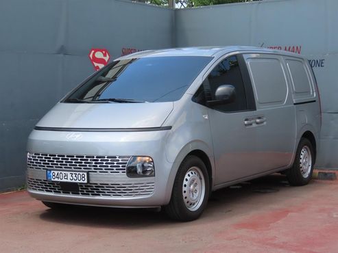 Hyundai Staria Cargo 3-Seater Smart — пробег 60 545 км — фото 3 из 5