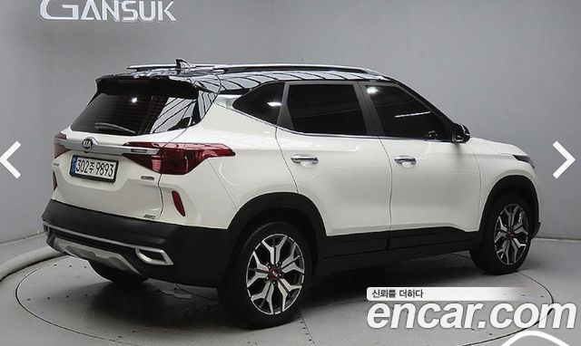 Kia Seltos из Кореи Encar