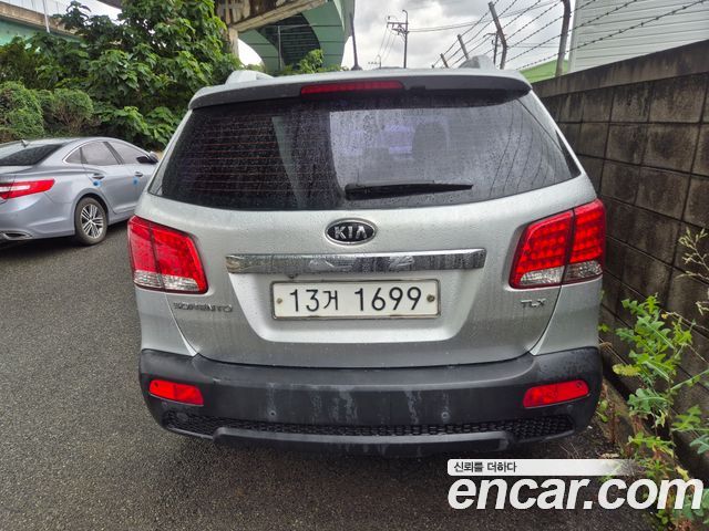 Kia Sorento Diesel 2.0 2WD TLX High-Deluxe — пробег 155 597 км — фото 3 из 5