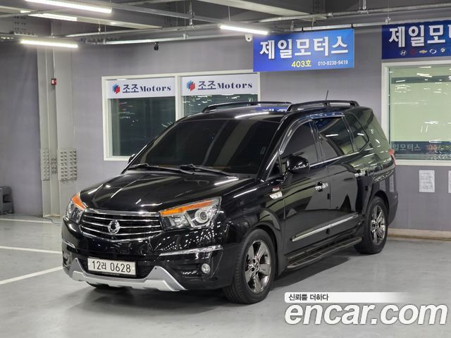 Ssangyong KORANDO 4WD RX 9-seater — пробег 177 100 км — фото 1 из 5