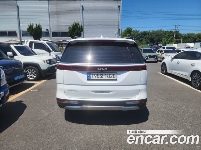 Kia Carnival 9-Seater Signature — пробег 68 505 км — фото 4 из 5