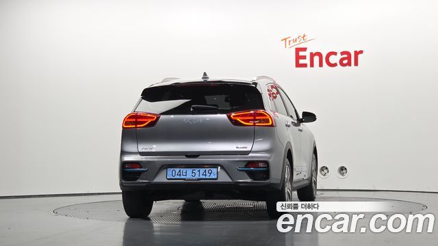 Kia Niro Noblesse — пробег 65 504 км — фото 4 из 5