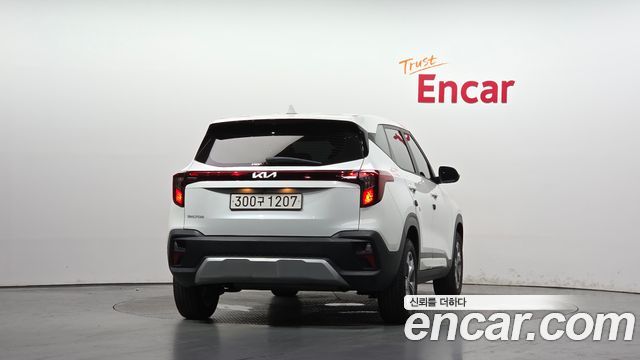 Kia Seltos из Кореи Encar