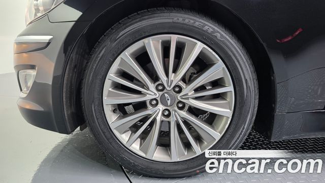 Hyundai Genesis из Кореи Encar