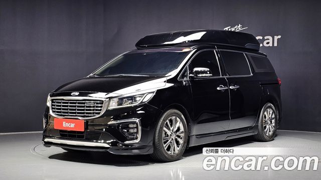 Kia Carnival 9-Seater Hi-Limousine Prestige — пробег 102 488 км — фото 1 из 5
