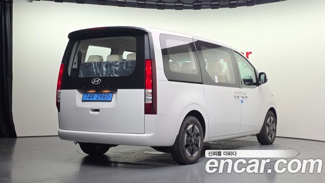 Hyundai Staria из Кореи Encar