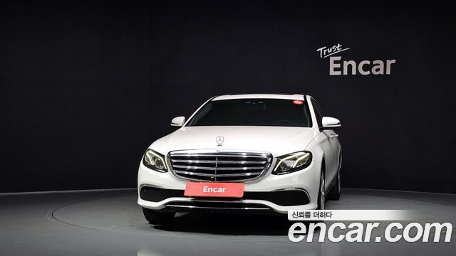 Mercedes-Benz E-Class из Кореи Encar
