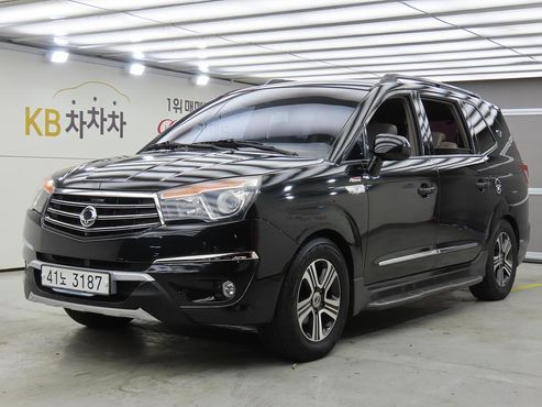 Ssangyong KORANDO 4WD GT 9-seater — пробег 157 819 км — фото 2 из 5