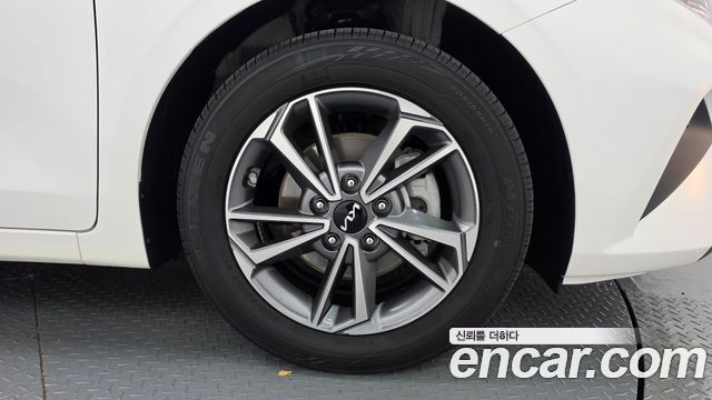 Kia K3 из Кореи Encar