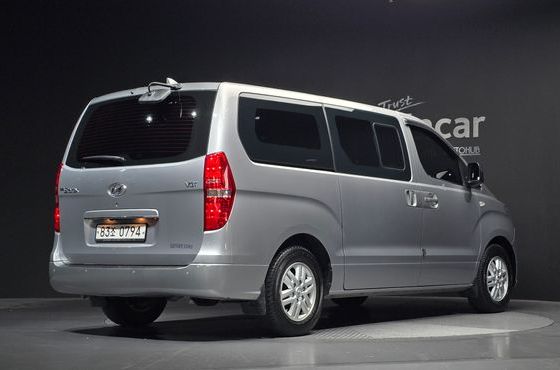 Hyundai Starex Van 5-Seater Modern — пробег 130 780 км — фото 2 из 5