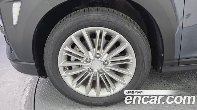 Hyundai Kona из Кореи Encar