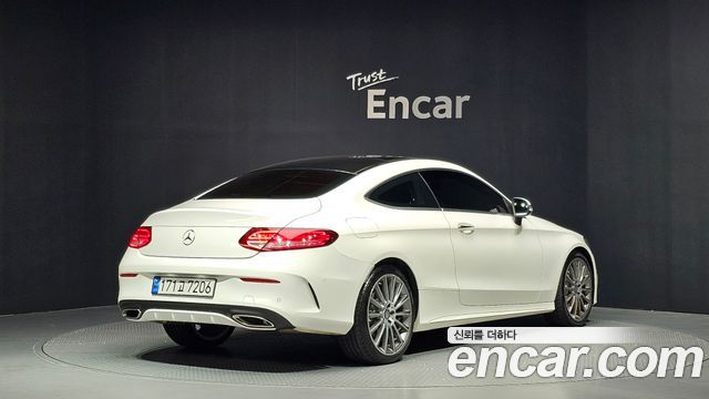 Mercedes-Benz C-Class из Кореи Encar