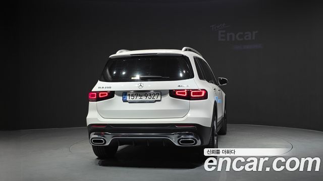 Mercedes-Benz GLB-Class из Кореи Encar