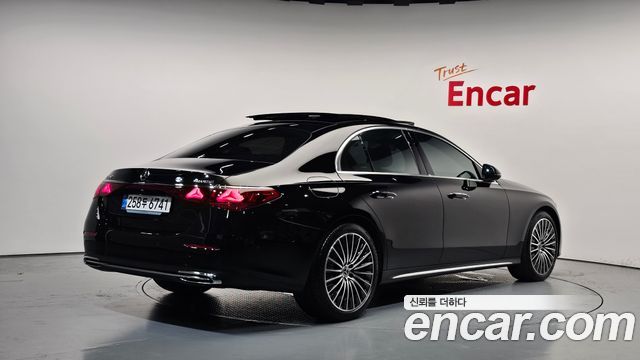 Mercedes-Benz E-Class из Кореи Encar