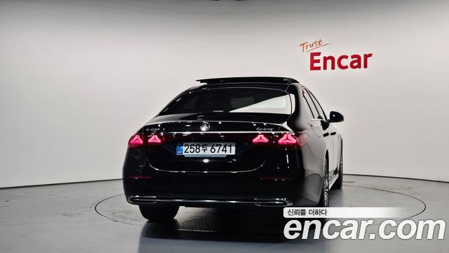 Mercedes-Benz E-Class из Кореи Encar