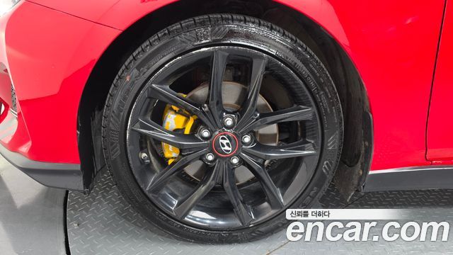 Hyundai Veloster 1.6 Turbo Sport Core — пробег 159 883 км — фото 5 из 5