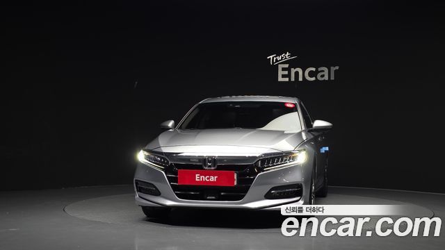Honda Accord 2.0 Hybrid Touring — пробег 147 618 км — фото 3 из 5