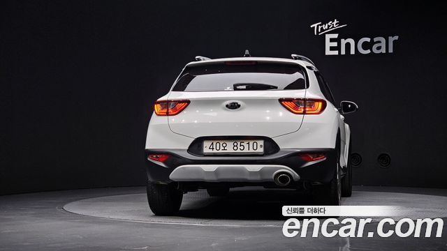 Kia Stonic 1.0 Turbo Trendy — пробег 126 608 км — фото 4 из 5