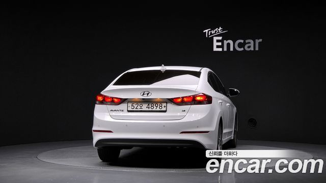 Hyundai AVANTE из Кореи Encar