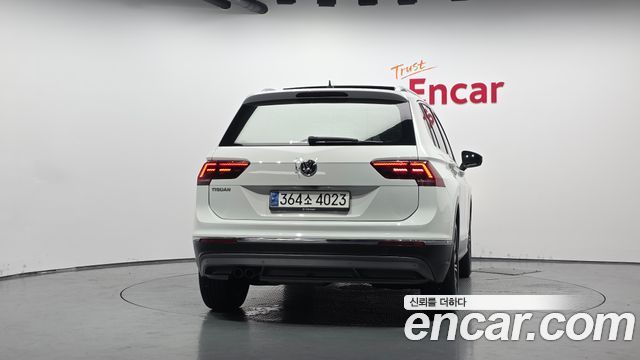 Volkswagen Tiguan из Кореи Encar