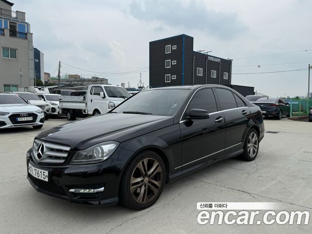 Mercedes-Benz C-Class C220 CDI AVANTGARDE — пробег 100 897 км — фото 2 из 5