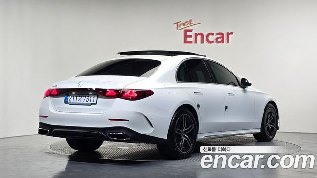 Mercedes-Benz E-Class из Кореи Encar