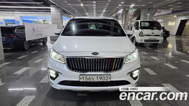 Kia Carnival из Кореи Encar