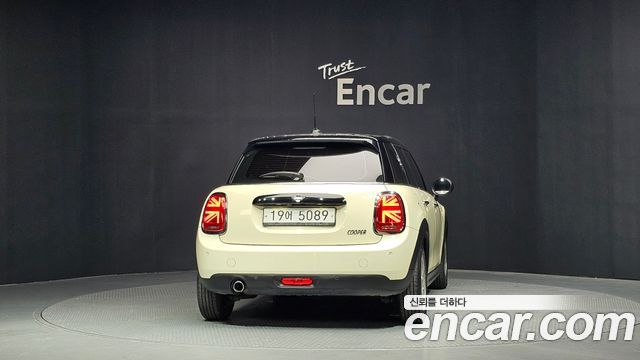 Mini Cooper из Кореи Encar