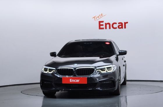 BMW 5-Series 530i xDrive M Sport Package Plus — пробег 76 613 км — фото 3 из 5
