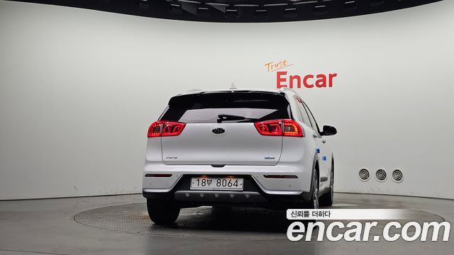 Kia Niro из Кореи Encar