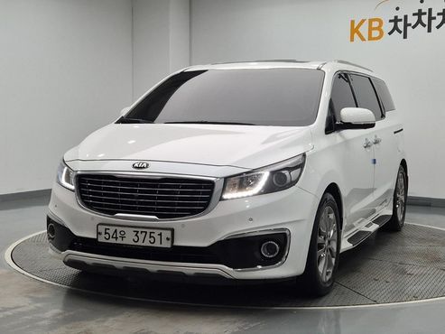 Kia Carnival 9-seater Prestige — пробег 159 000 км — фото 1 из 5